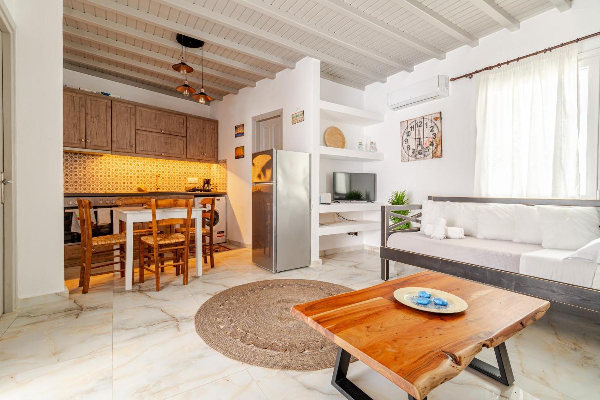 Elenitas Beach House In Ornos Exterior foto