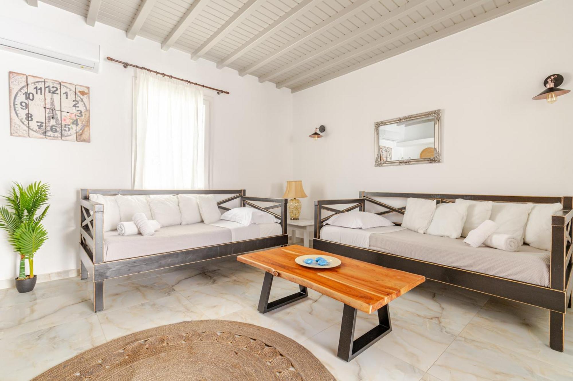 Elenitas Beach House In Ornos Exterior foto